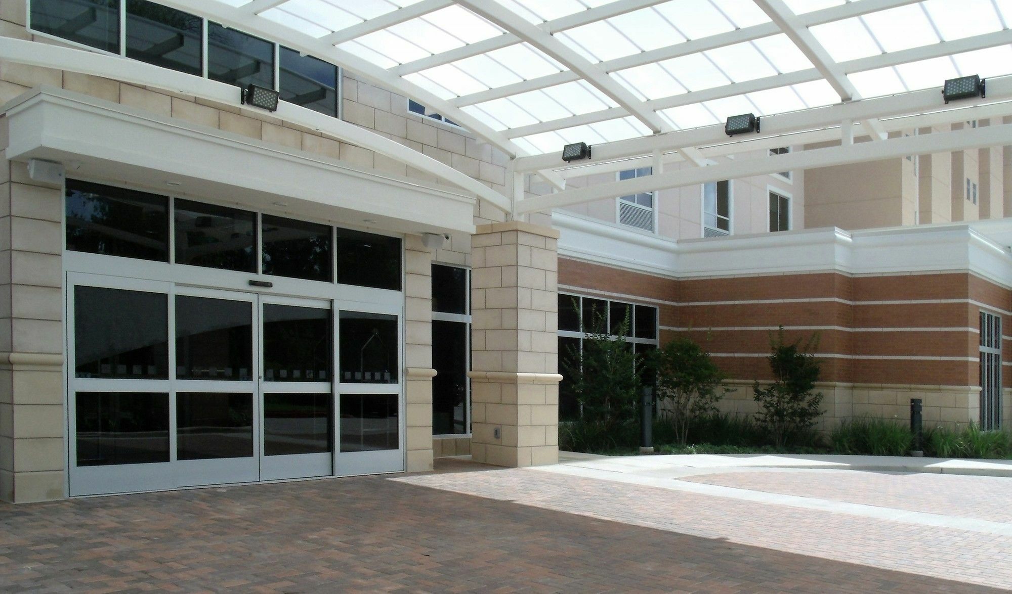 Crowne Plaza Shenandoah - The Woodlands Hotel Exterior photo